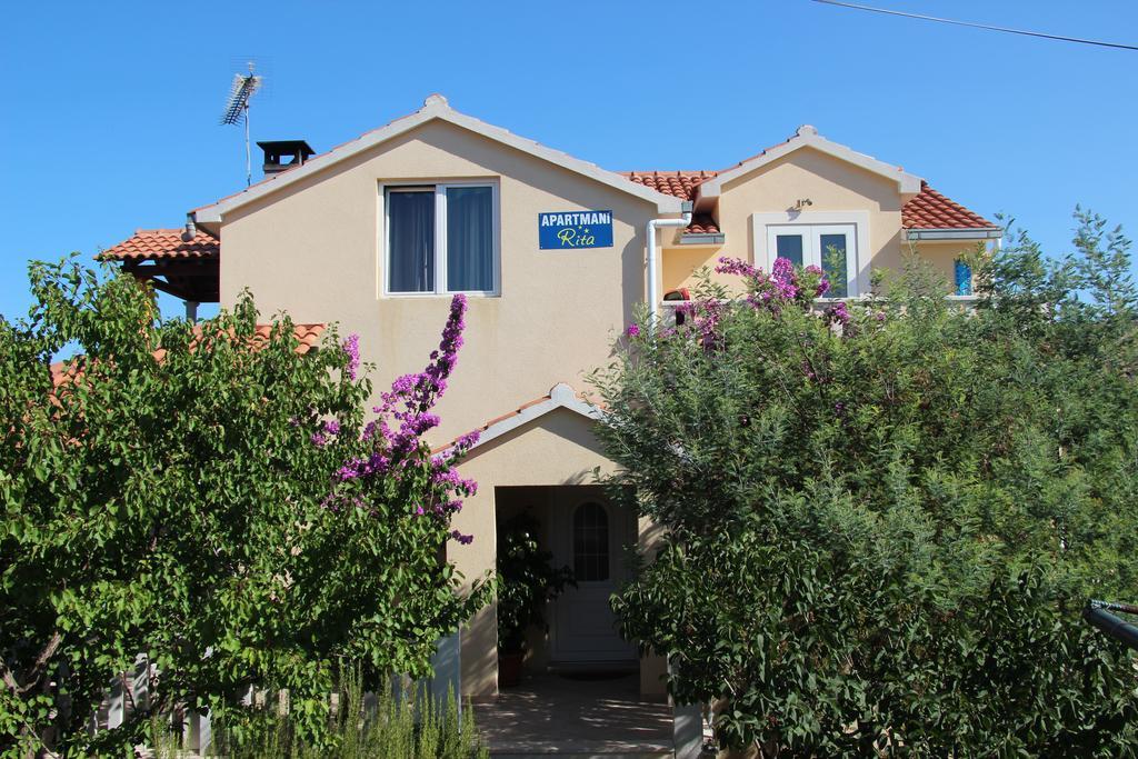 Apartmani Rita Milna  Exteriér fotografie