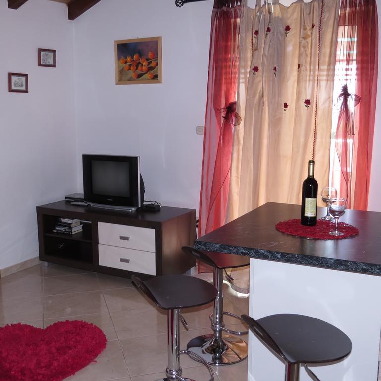 Apartmani Rita Milna  Exteriér fotografie